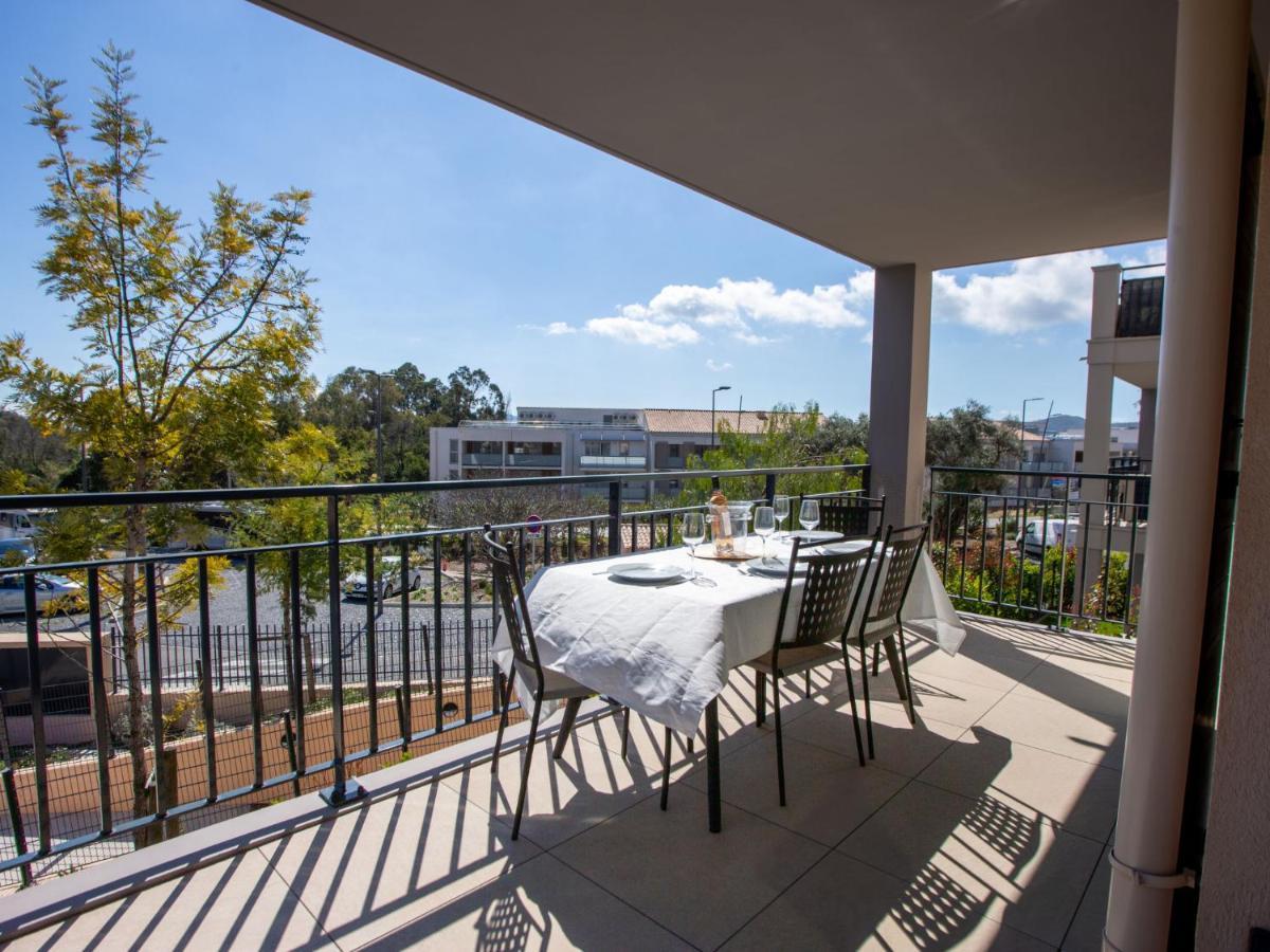 Apartment Le Clos Jardin-1 By Interhome Bormes-les-Mimosas Eksteriør bilde
