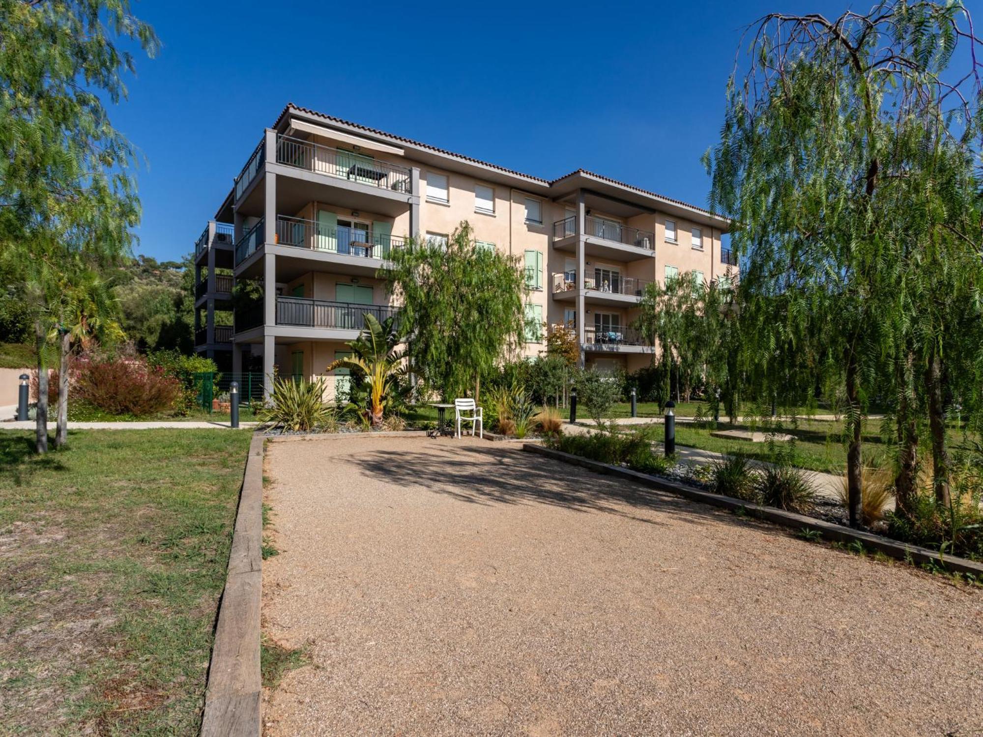 Apartment Le Clos Jardin-1 By Interhome Bormes-les-Mimosas Eksteriør bilde